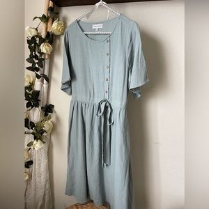 Piper & Scoot size Large blue dress with pockets brand new!